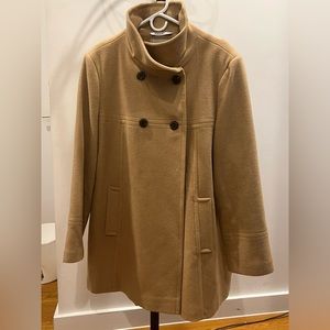 Larry Levine peacoat in Beige womens sz xl in perfect condition.